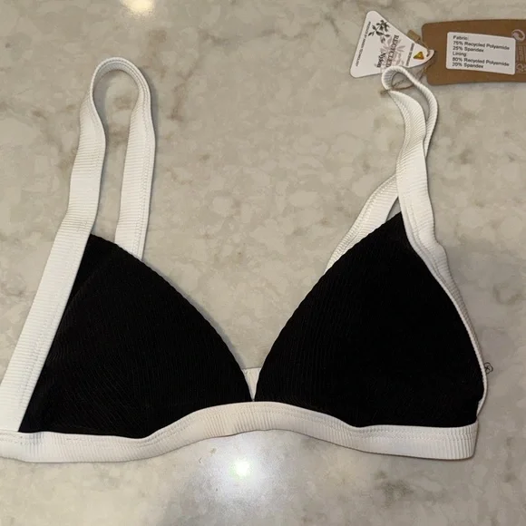 Contrast Trim Triangle Bikini Top - Picture 5 of 8